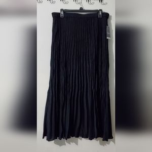 Chaps women's  long pleated skirt NWT